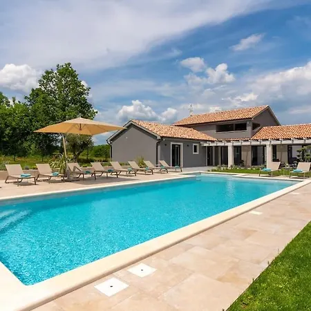 Villa Tre Olive By Istrialux