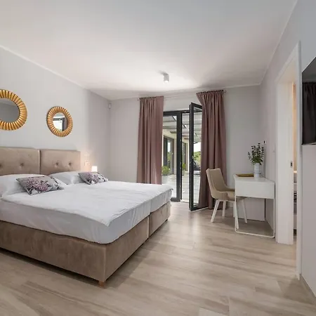 Villa Tre Olive By Istrialux Grandici